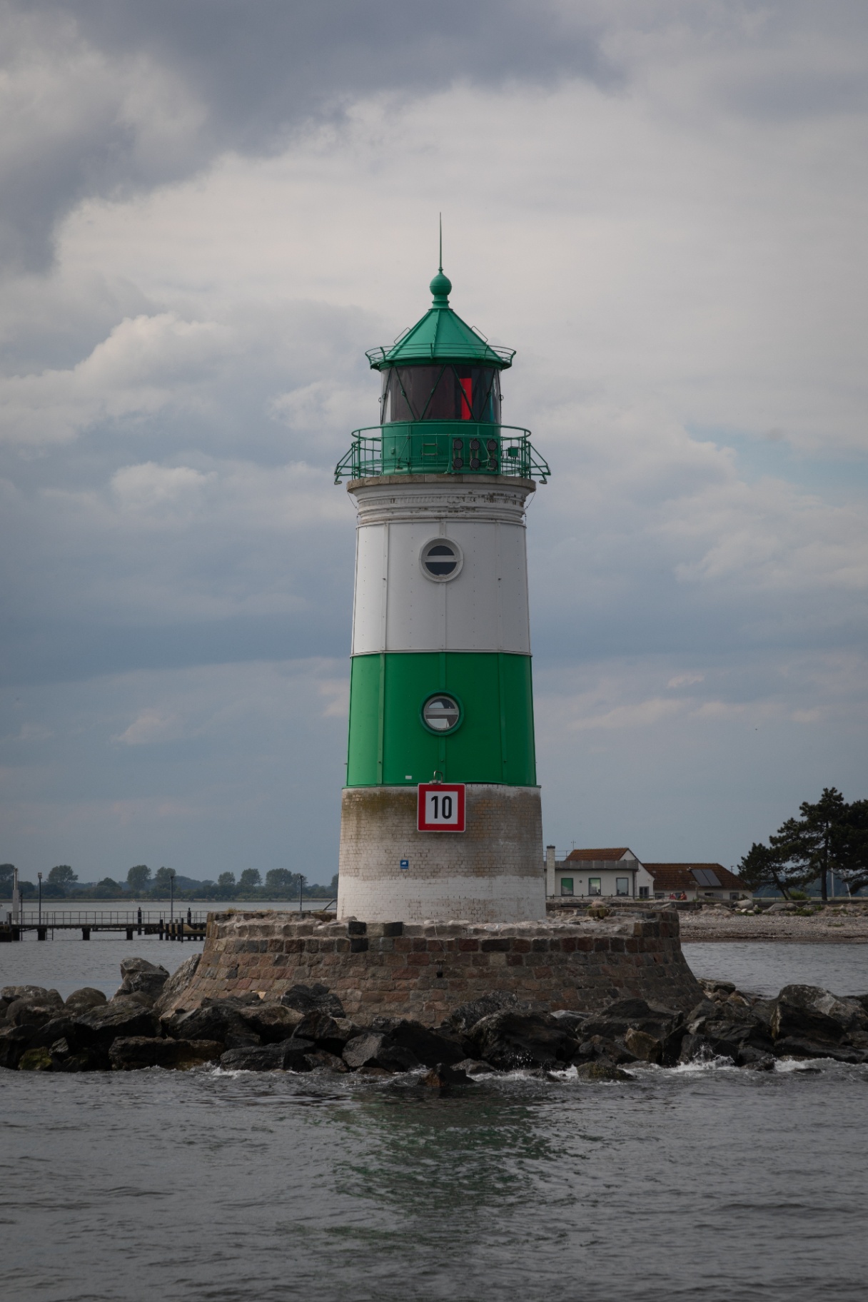 Groen-witte vuurtoren van Schleimünde